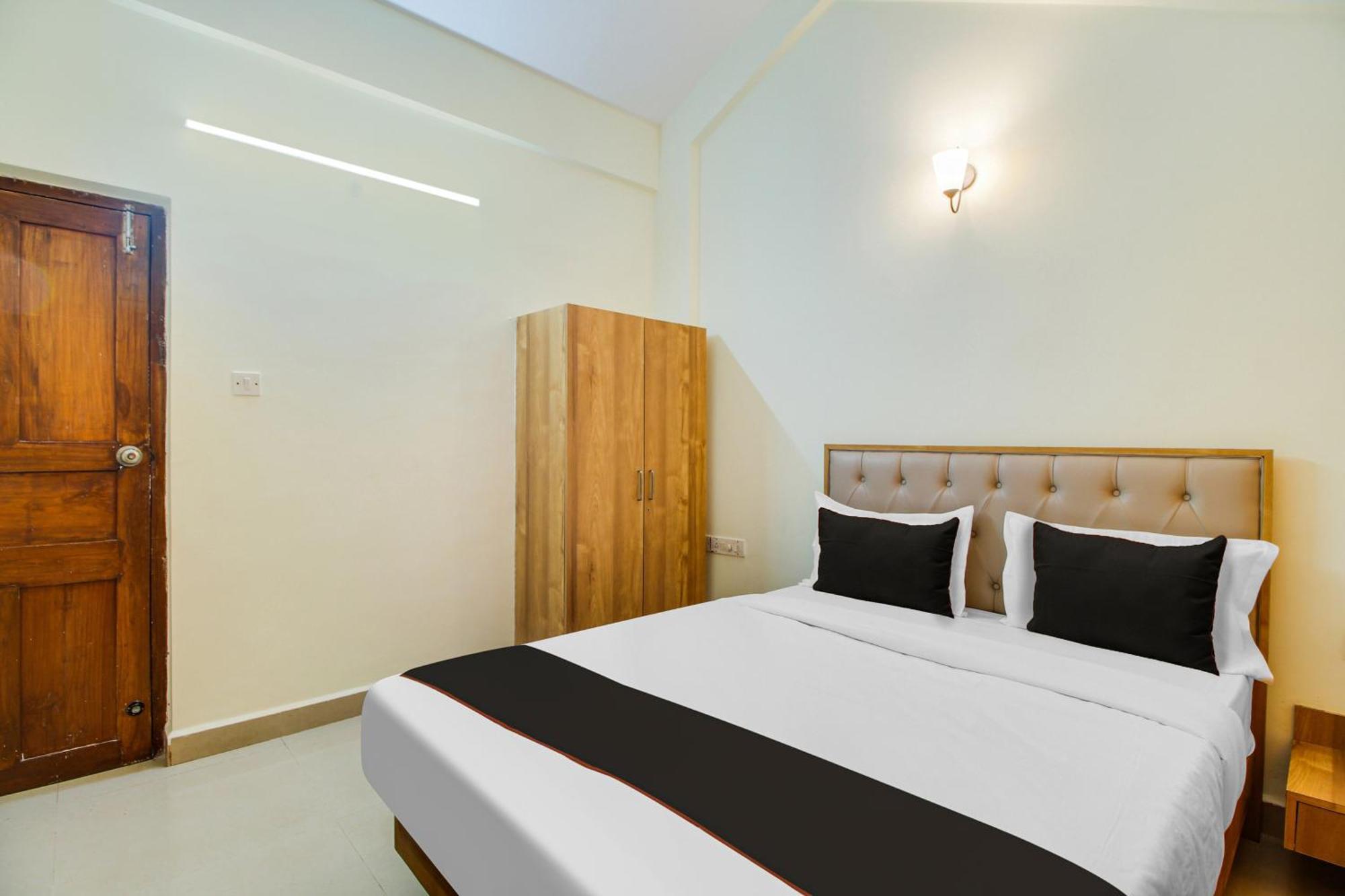 Declassio By Goa'S Pearl Near Aguada Fort Hotel Nerul  Exterior photo