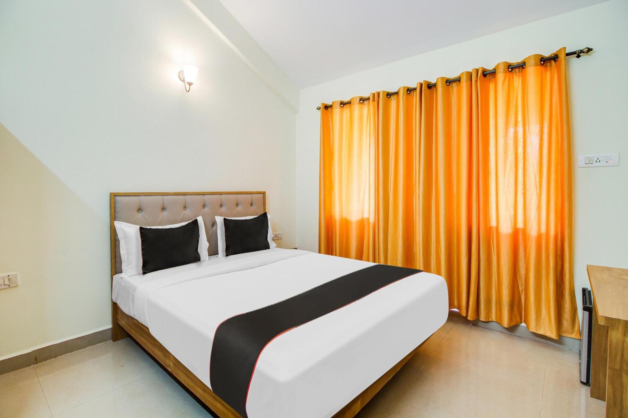 Declassio By Goa'S Pearl Near Aguada Fort Hotel Nerul  Exterior photo